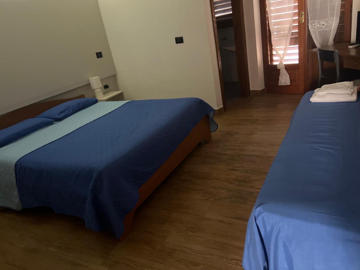 Leone Di Nemea - Νεμέος Λέων Hotel Reggio di Calabria Exterior foto
